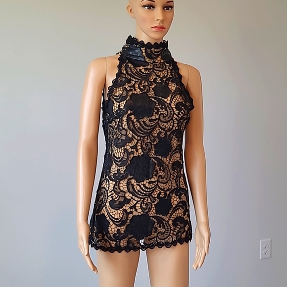 JULIAN CHANG Rihana Lace Top with Leather Roses - Picture 4 of 9